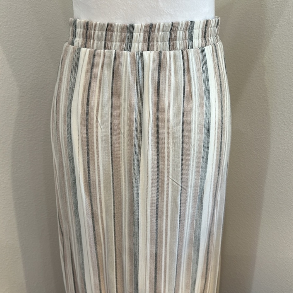 New AB Studio Skirt Large - Picture 8 of 14